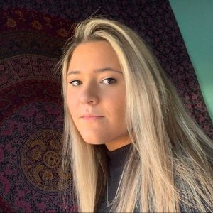 Meet your Posher, Brooke